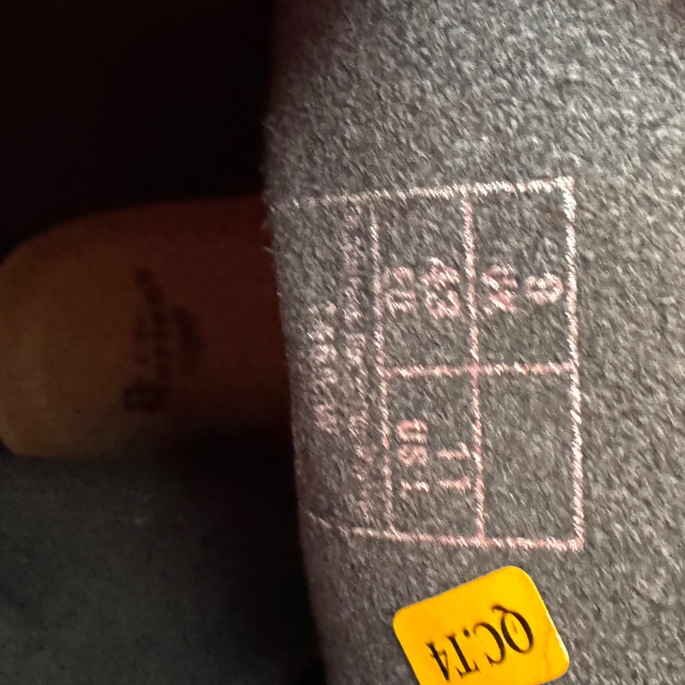Dr. Martens Airware 1460 Women's Size 11 - Picture 6 of 6